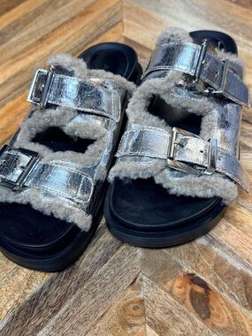 AEROSOLES Metallic Silver Shearling-Trim Slide Sandals Sz 6